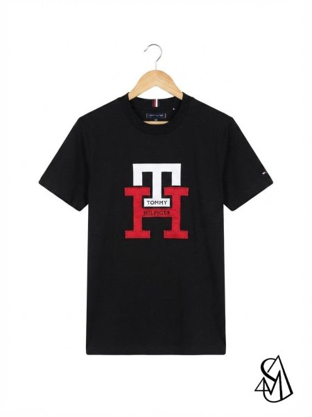 بلوزة TOMMY HILFIGER مدور