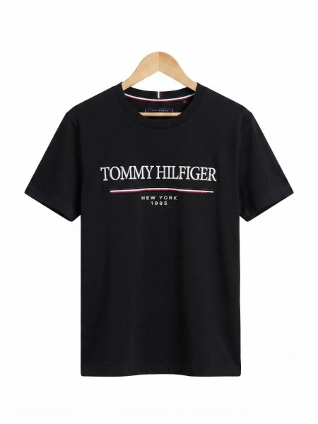 بلوزة TOMMY HILFIGER مدور